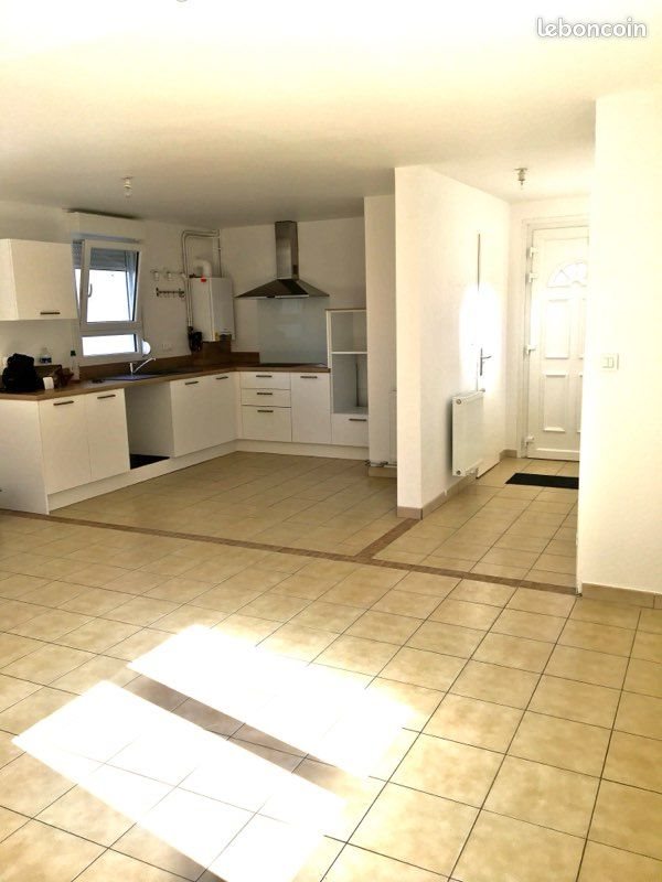 Maison à louer, 75m², Dainville