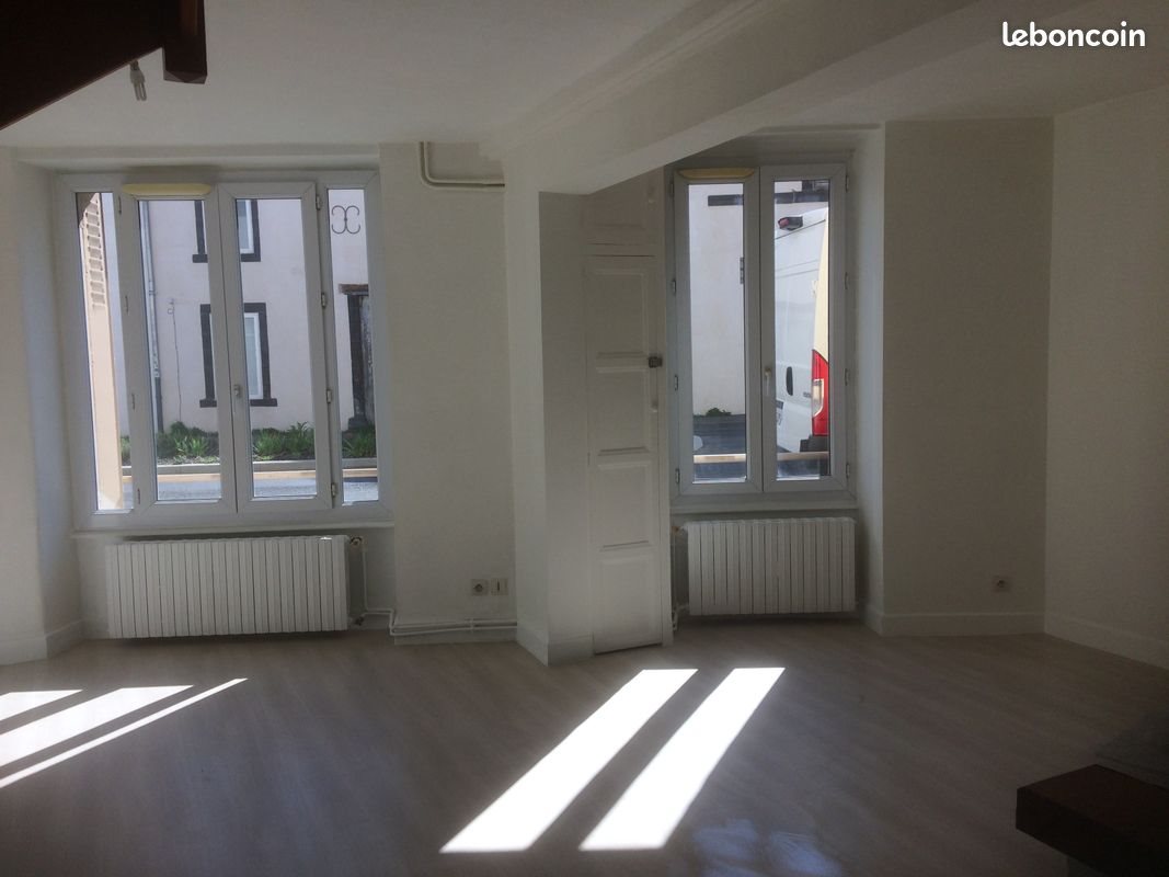 Appartement à louer, 74m², Riom