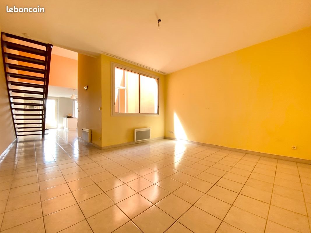 Appartement à louer, 122m², Lafrançaise