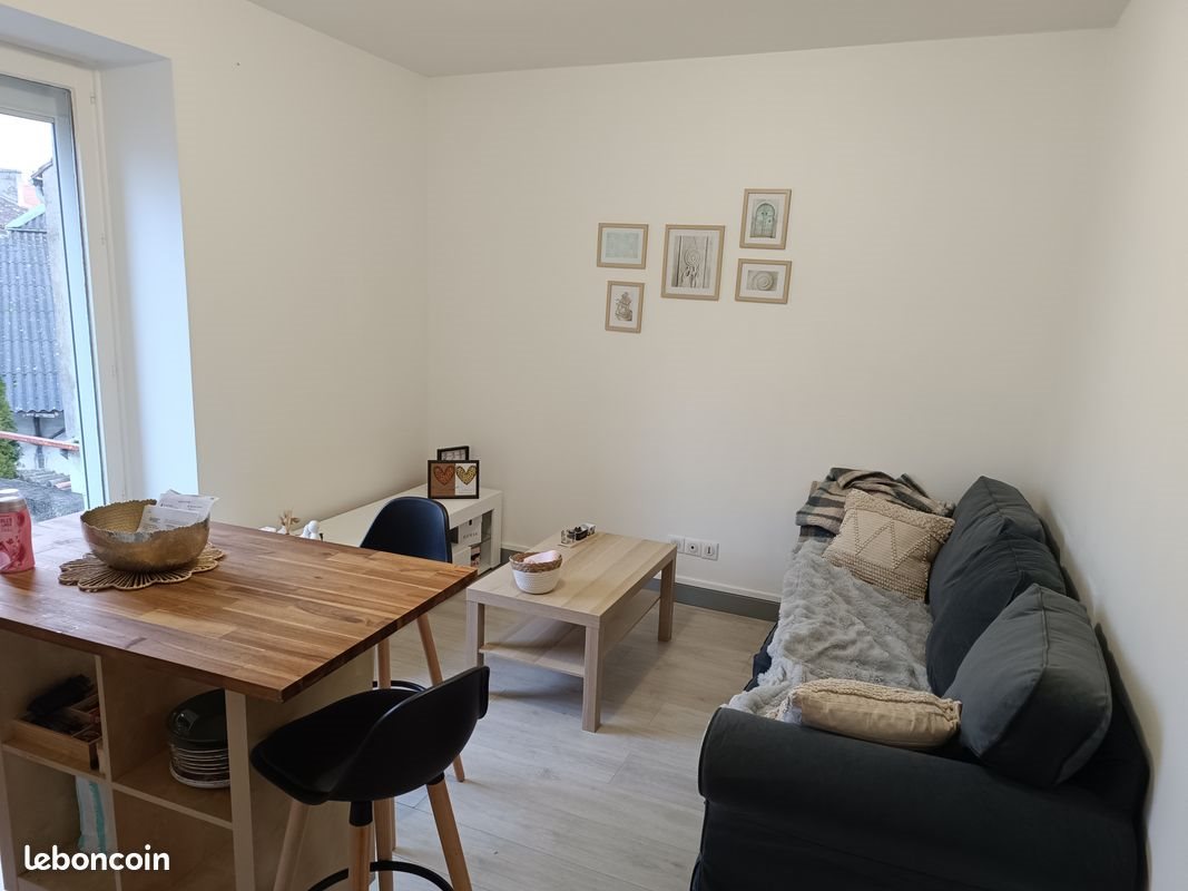 Appartement à louer, 28m², Gond-Pontouvre