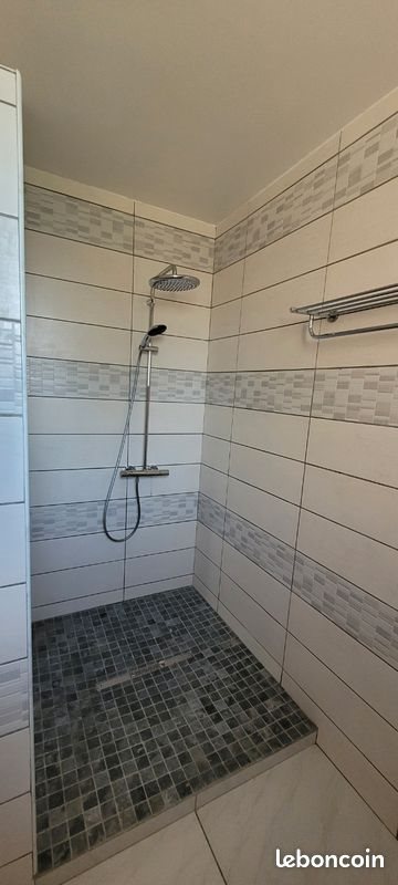 Maison à louer, 110m², Thizy