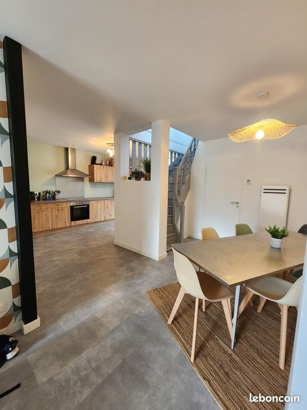 Maison à louer, 160m², Poitiers
