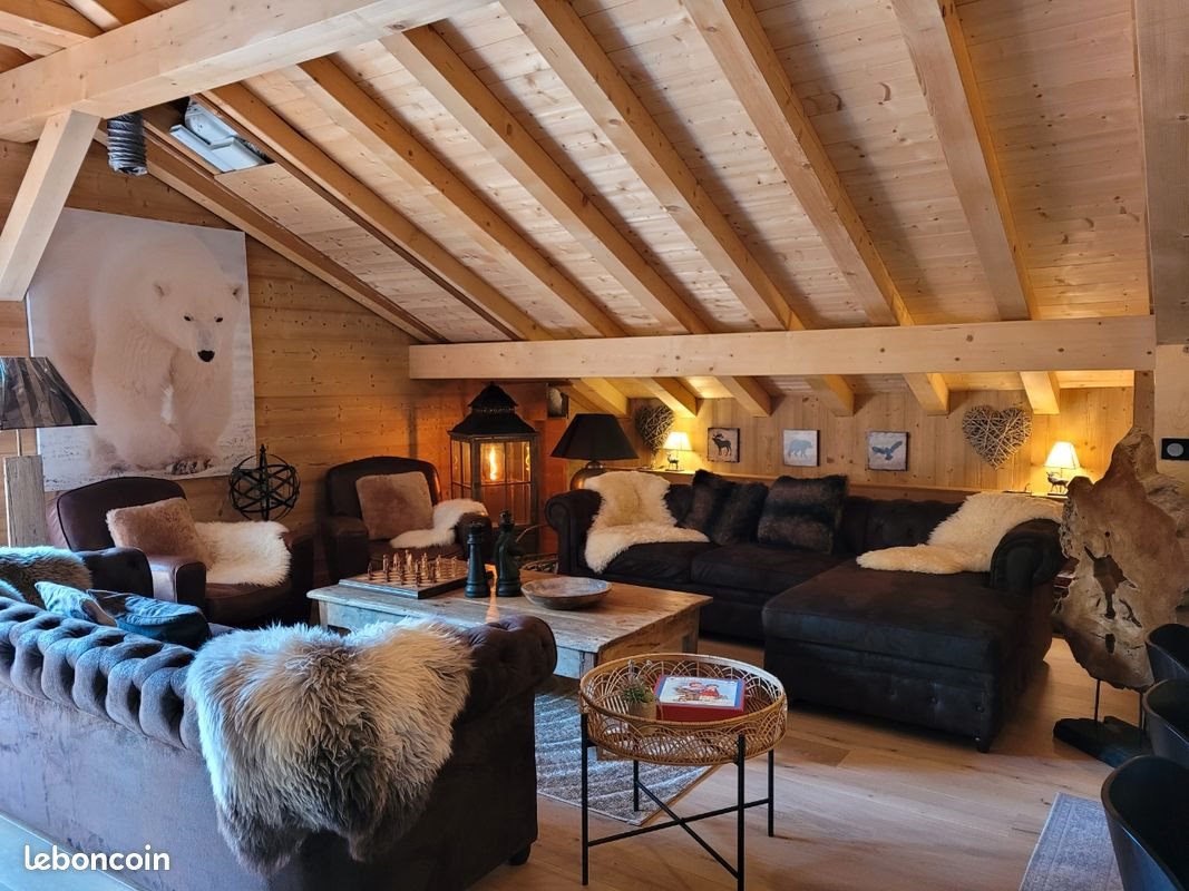 Appartement à louer, 115m², Marignier