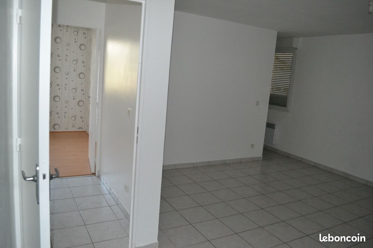 Appartement à louer, 54m², Vénissieux