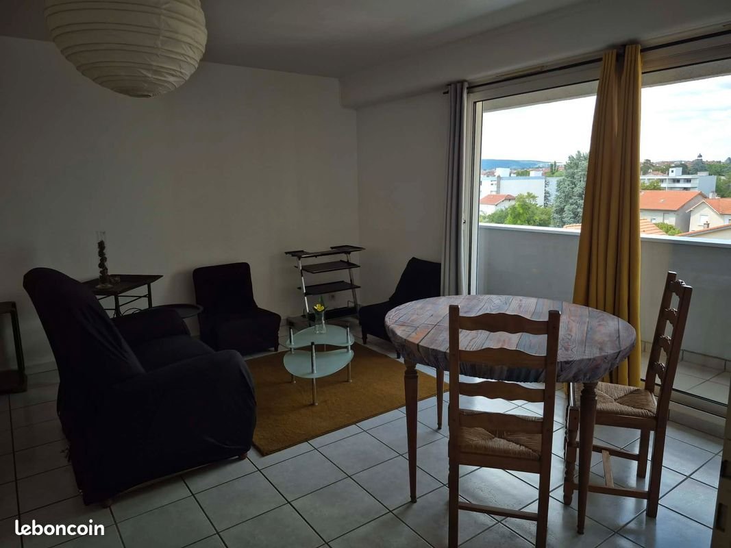 Appartement à louer, 45m², Riom