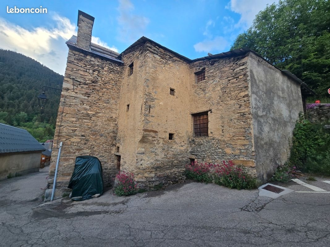 Maison à vendre, 370m², Auris (Auris-en-Oisans)