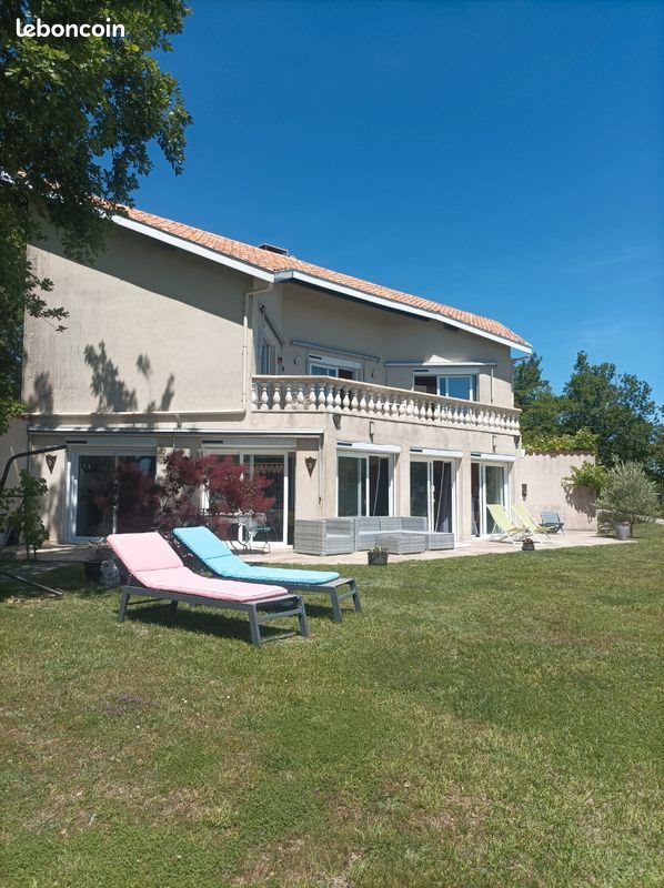 Maison à vendre, 157m², Montagrier