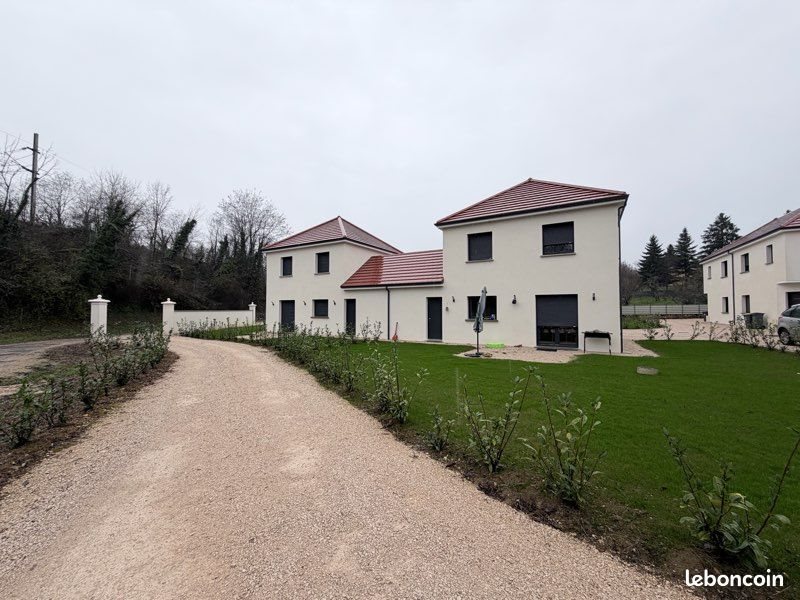 Maison à louer, 85m², Dole