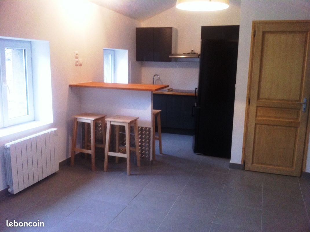 Appartement à louer, 38m², Saint-Etienne