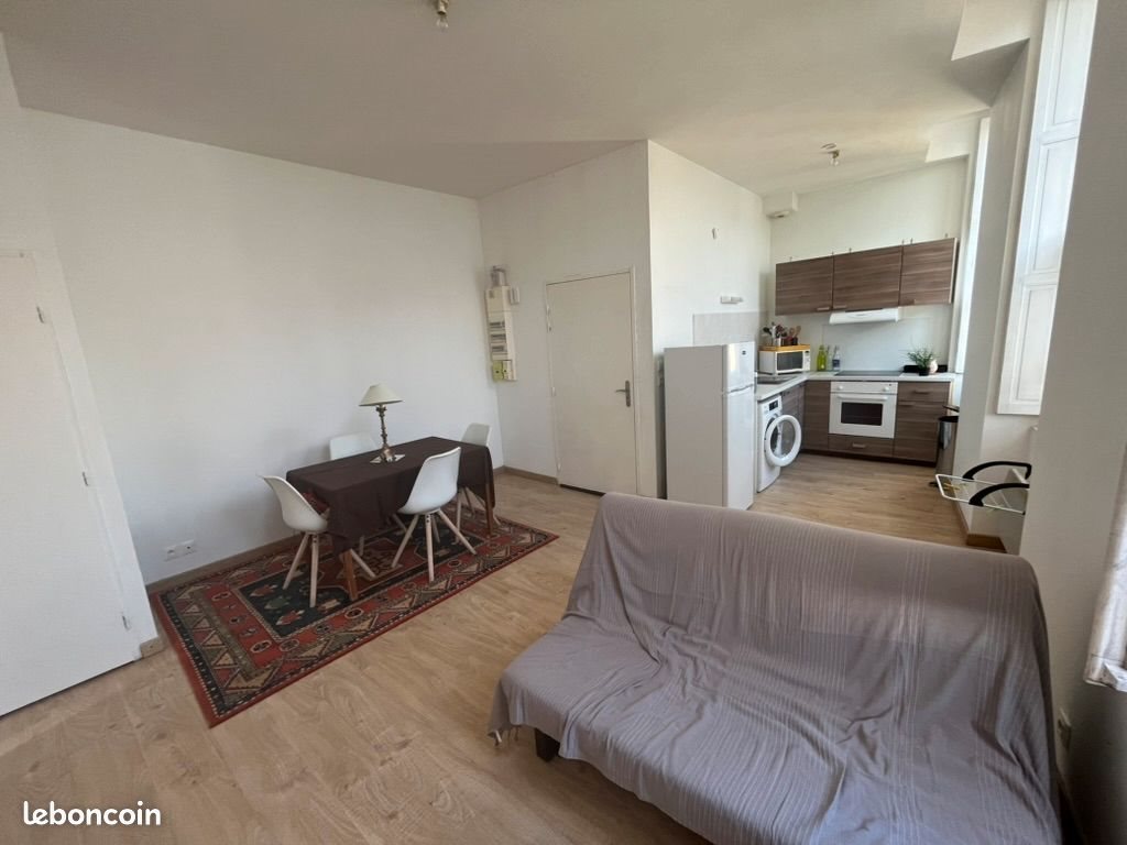 Appartement à louer, 49m², Bourg