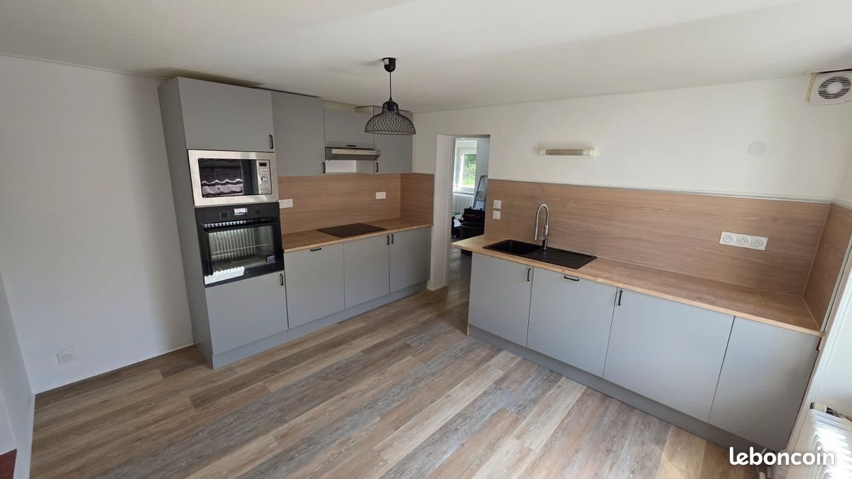 Appartement à louer, 90m², Châlonvillars
