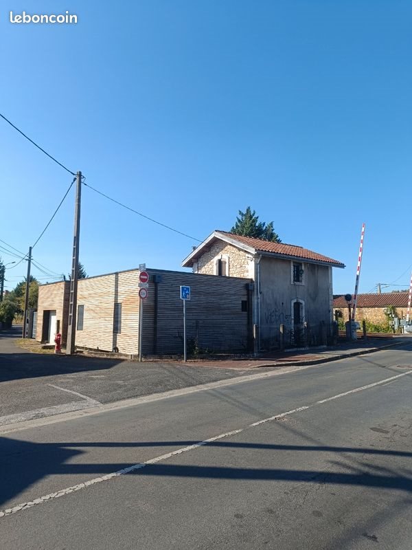 Maison à louer, 115m², Saintes