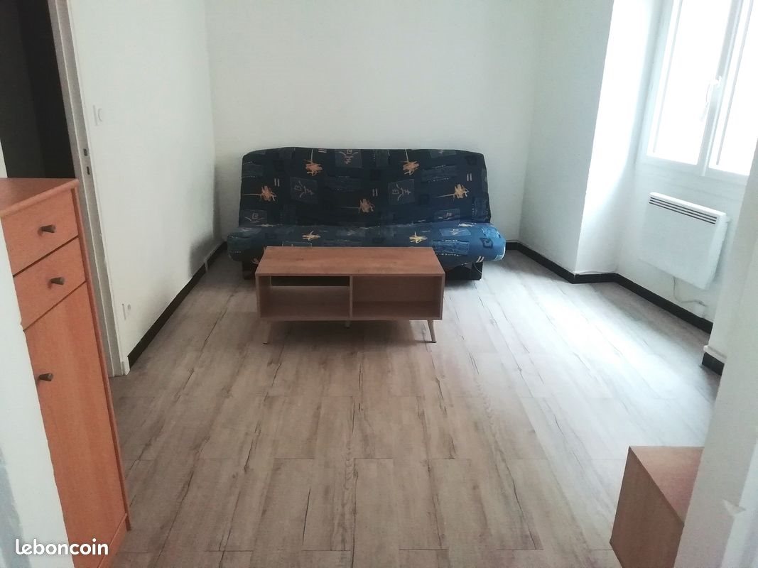 Appartement à louer, 25m², Bagnols-sur-Cèze