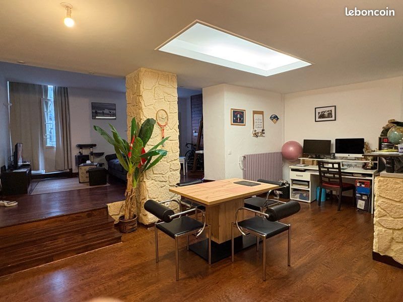 Appartement à louer, 94m², Lourdes