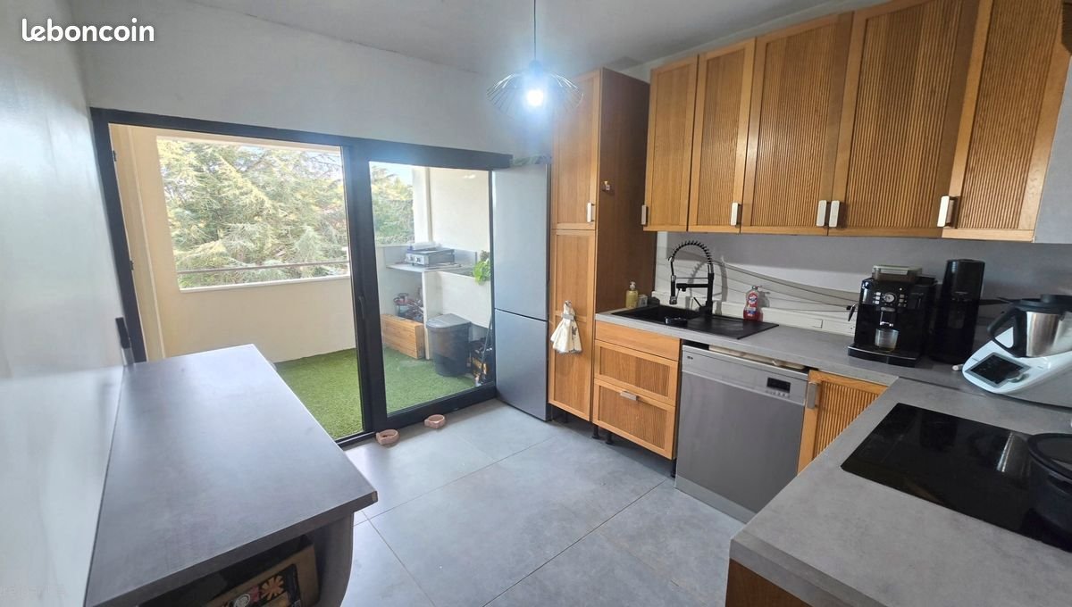 Appartement à vendre, 80m², Saint-Priest