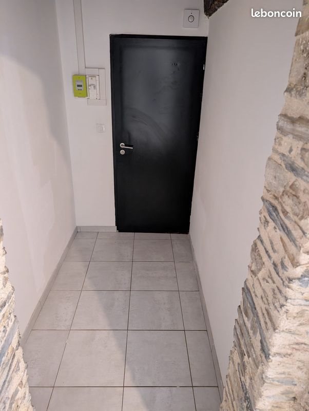 Appartement à louer, 90m², Issé
