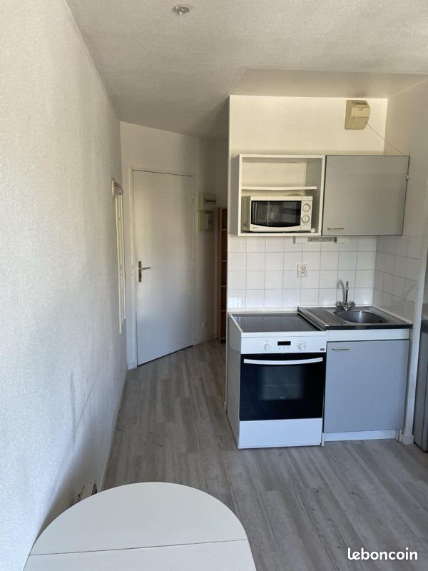 Appartement à louer, 18m², Caen