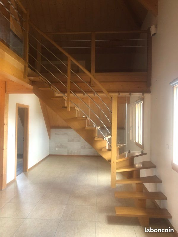 Appartement à louer, 78m², Montlebon