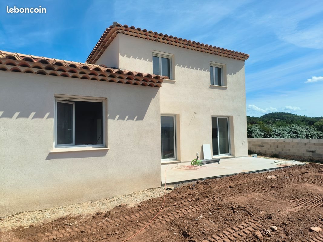 Maison à louer, 100m², Vidauban