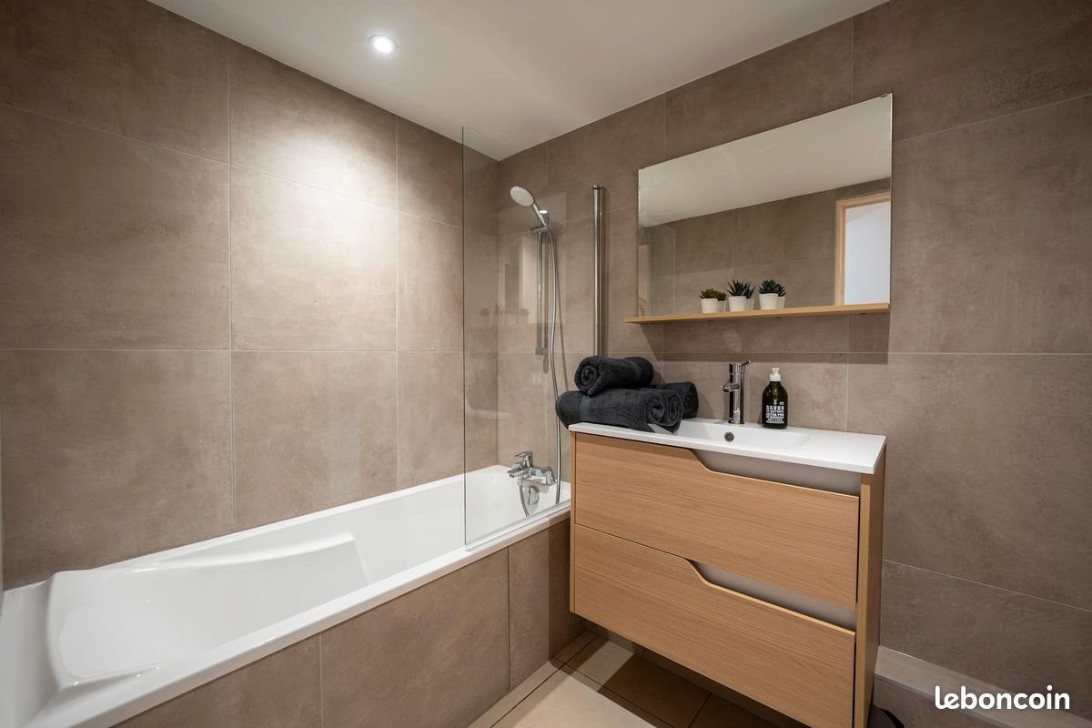 Appartement à louer, 70m², Meylan
