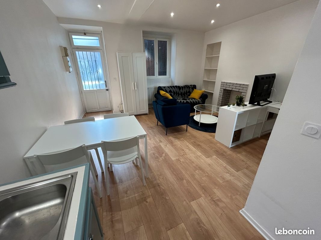 Appartement à louer, 33m², Pau