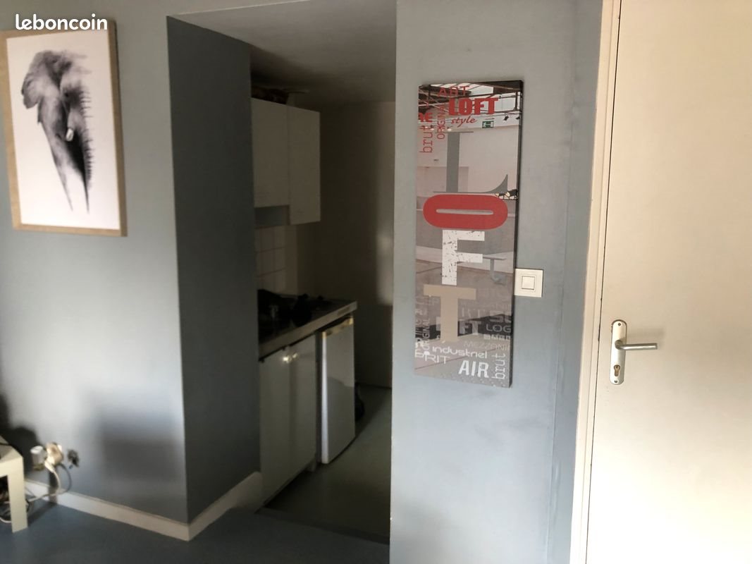 Appartement à louer, 27m², Evron