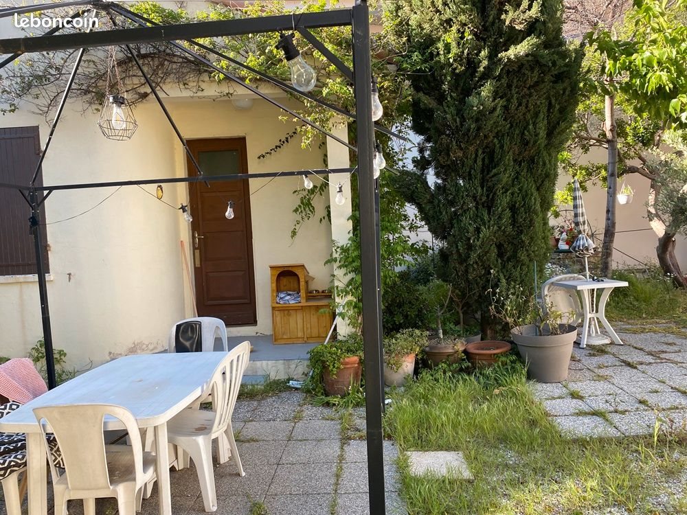 Maison à louer, 22m², Fréjus