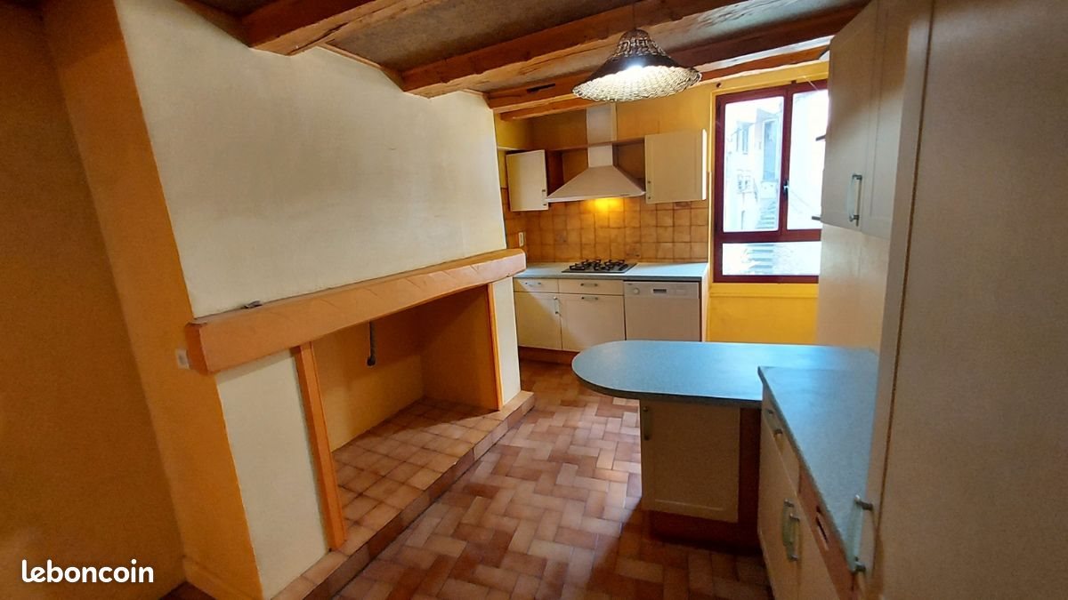 Appartement à louer, 97m², Tulle