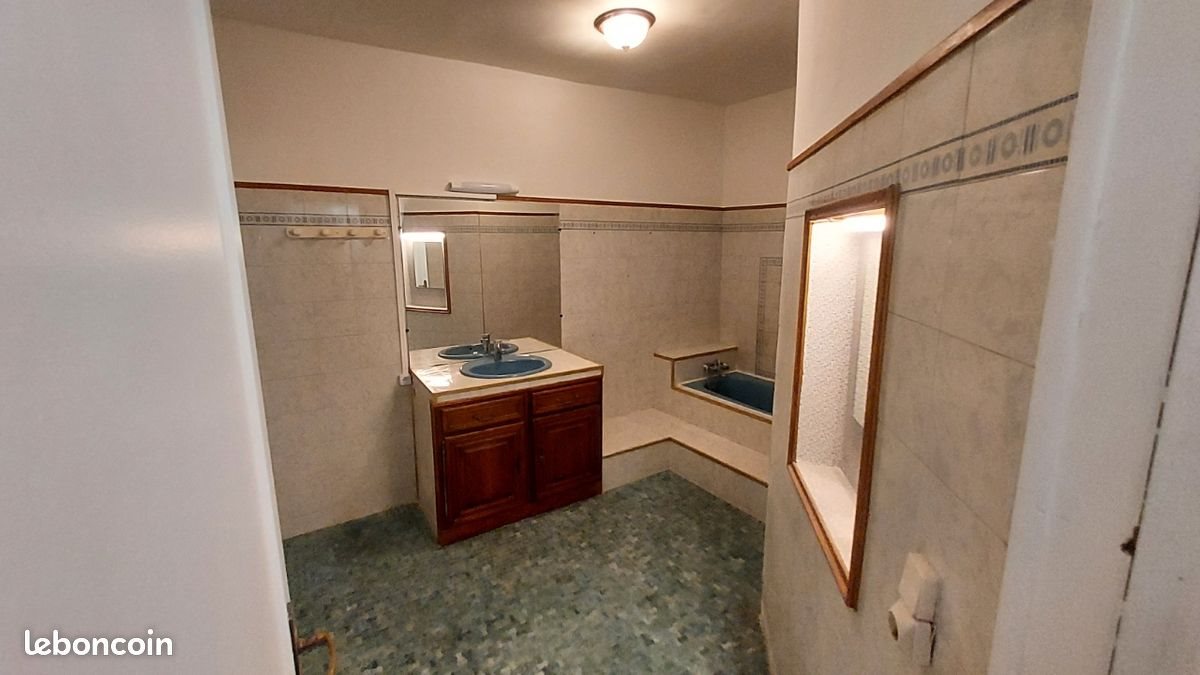Appartement à louer, 97m², Tulle