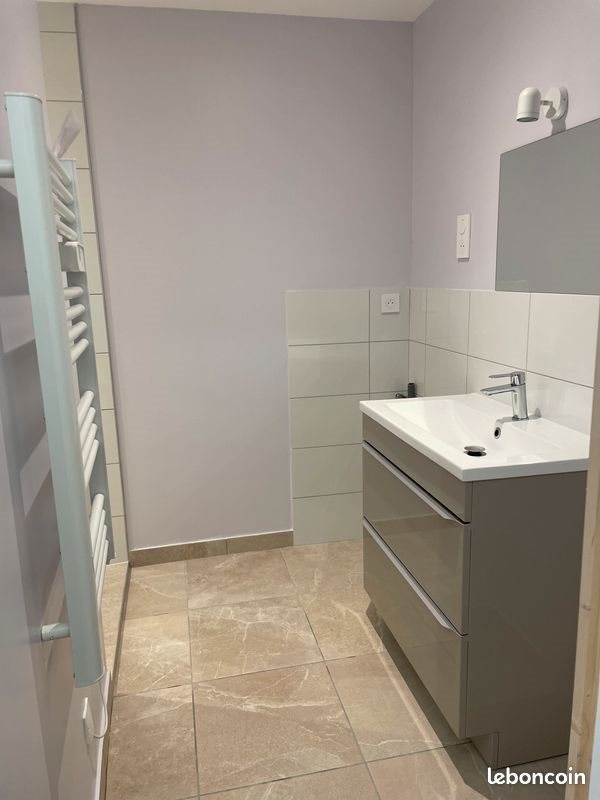 Appartement à louer, 71m², Marcigny