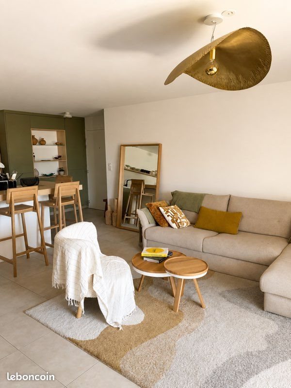 Appartement à louer, 77m², Lecci