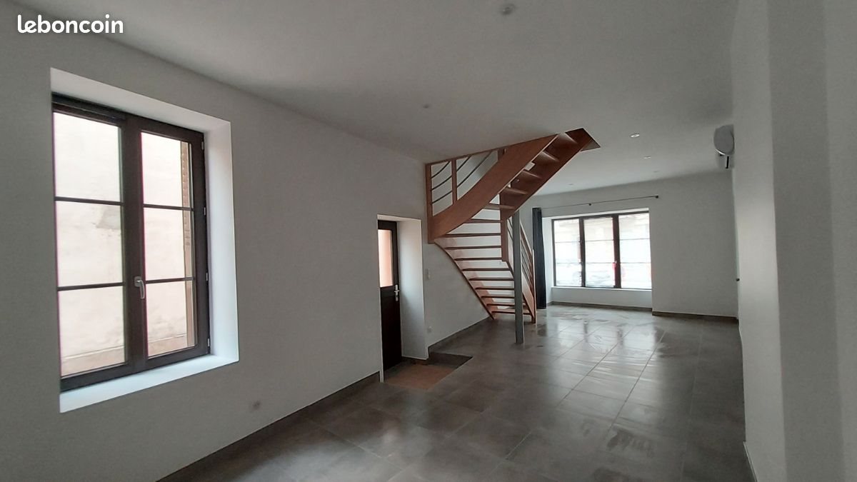 Appartement à louer, 91m², La Pacaudière