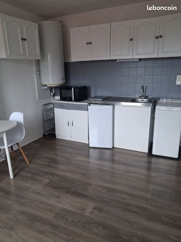 Appartement à louer, 25m², Aurillac