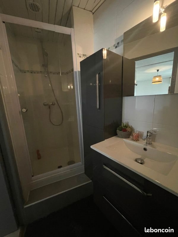 Appartement à louer, 17m², Nîmes