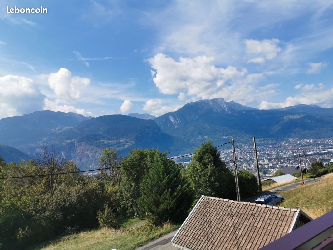 Appartement à louer, 70m², Châtillon-sur-Cluses