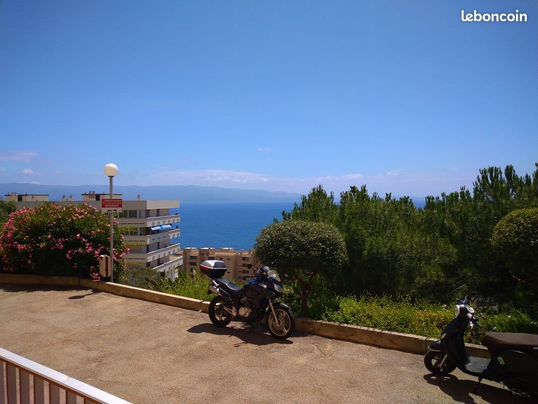 Appartement à louer, 51m², Ajaccio