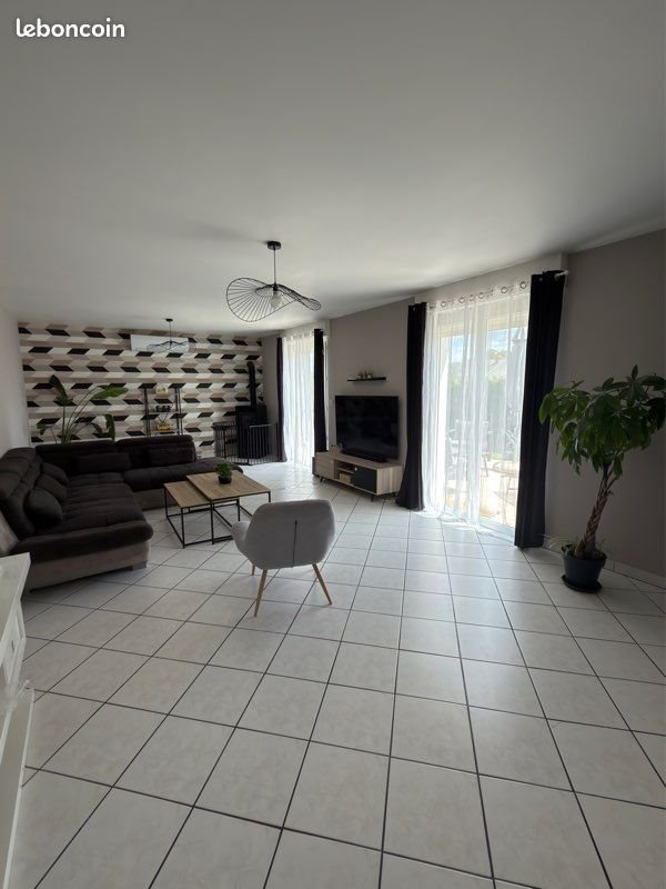Maison à vendre, 177m², Issé