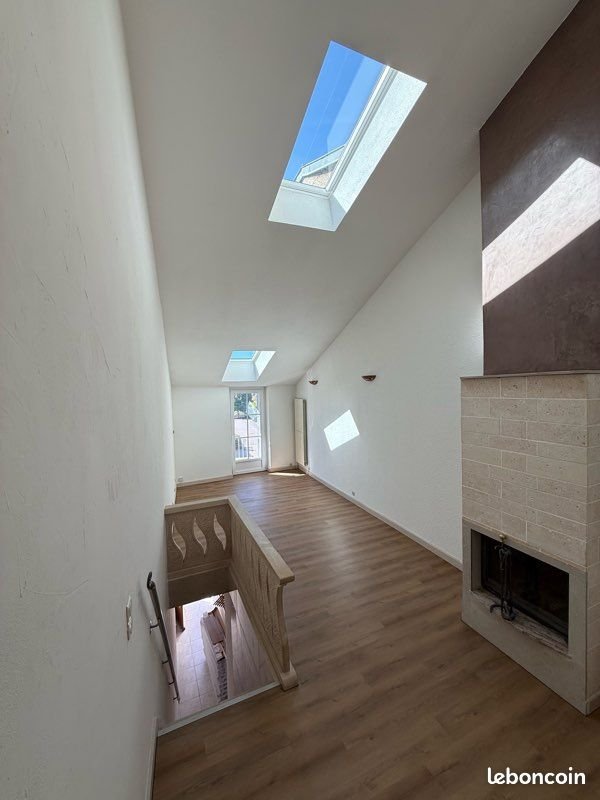 Appartement à louer, 115m², Saint-Amour
