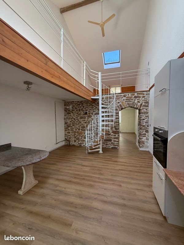 Appartement à louer, 115m², Saint-Amour