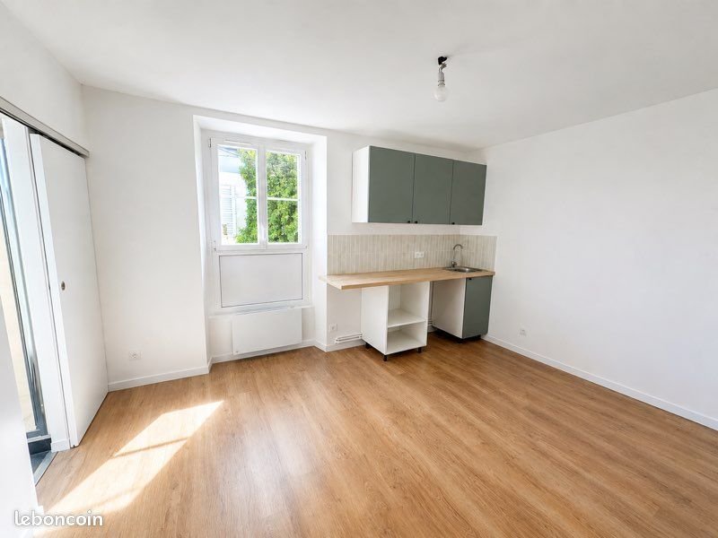 Appartement à louer, 19m², Brie-Comte-Robert