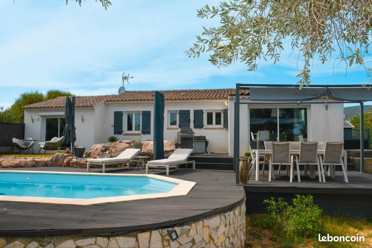 Maison à vendre, 110m², Roquebrune-sur-Argens