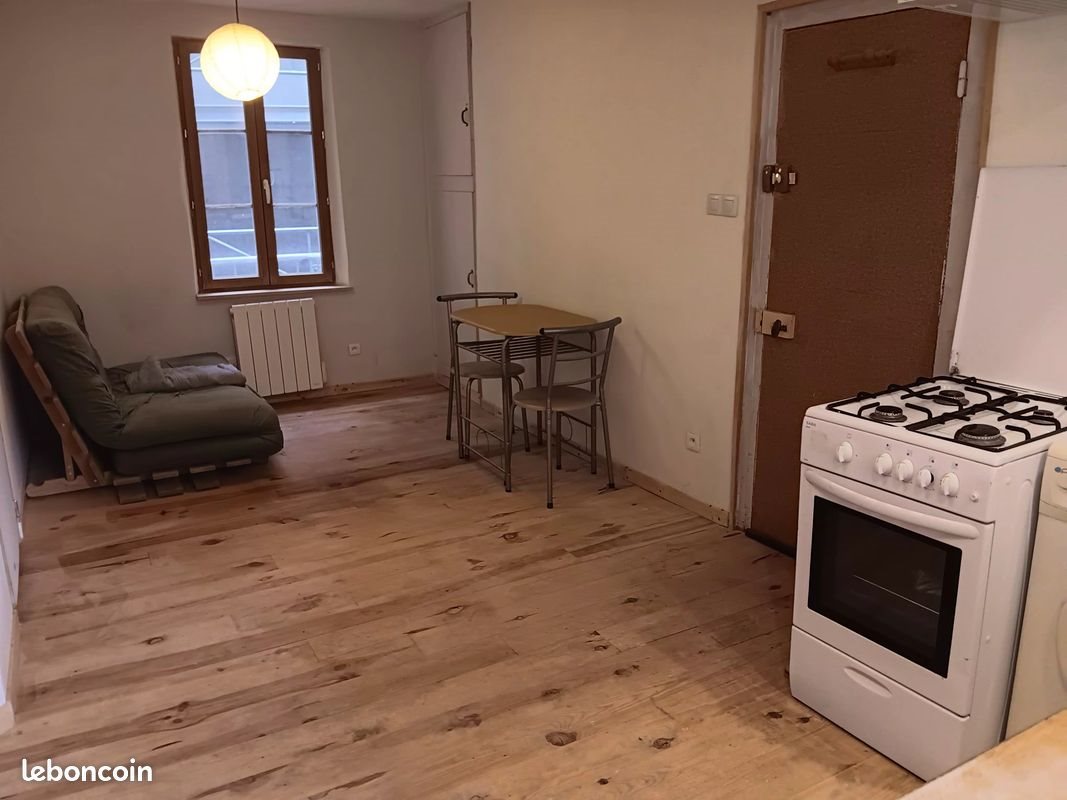 Appartement à louer, 30m², Foix