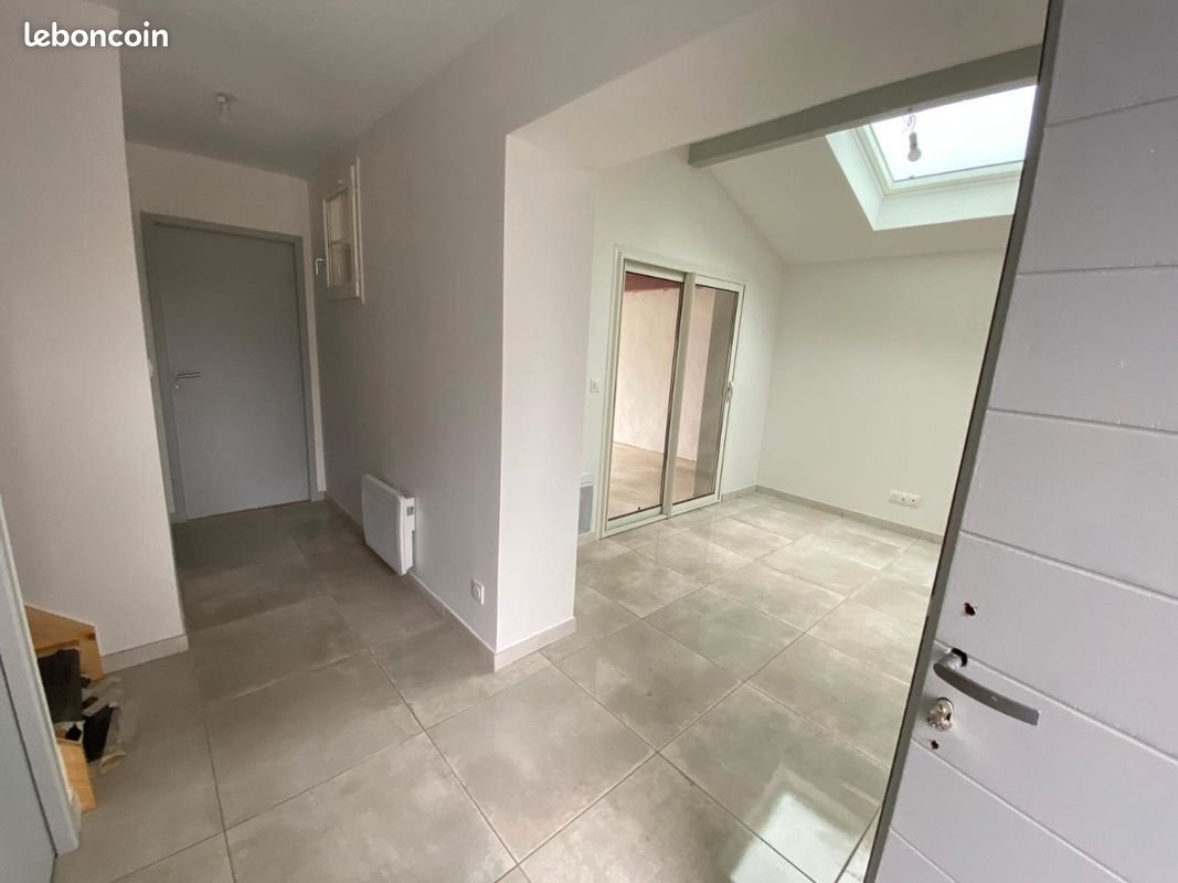 Appartement à louer, 80m², Espelette