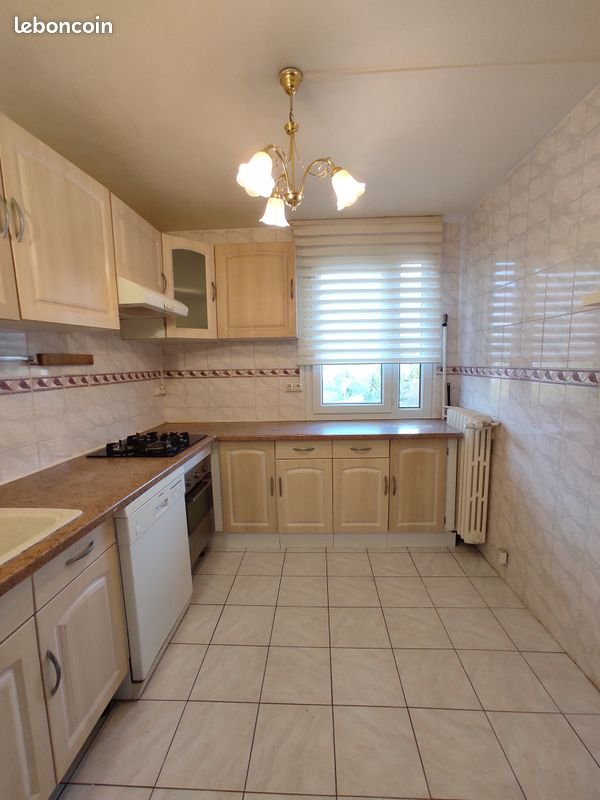 Appartement à louer, 81m², Reims