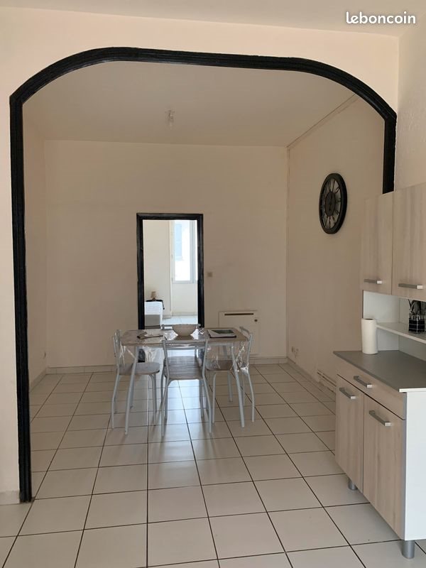 Appartement à louer, 45m², Alès