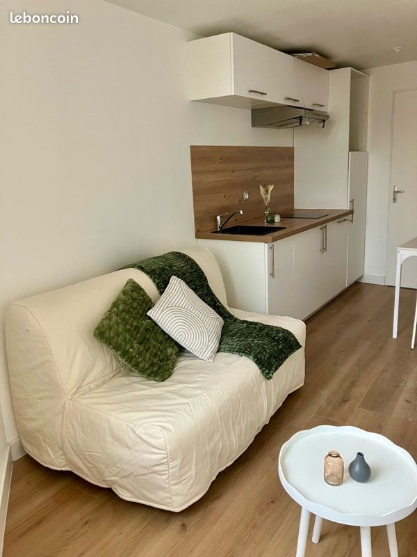 Appartement à louer, 13m², Saint-Genis-Laval