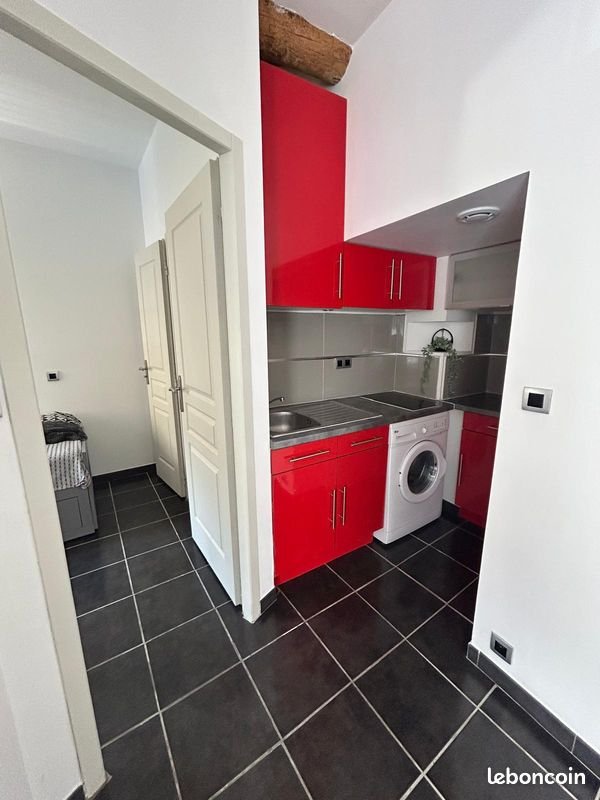 Appartement à louer, 25m², Nîmes
