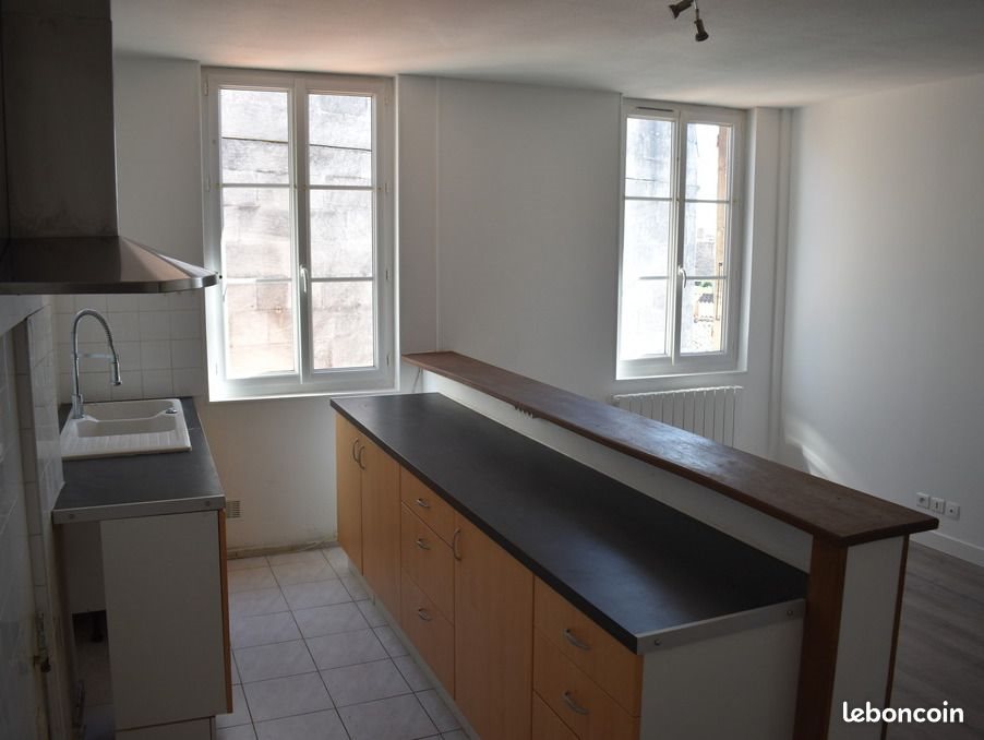 Appartement à vendre, 70m², Rochefort