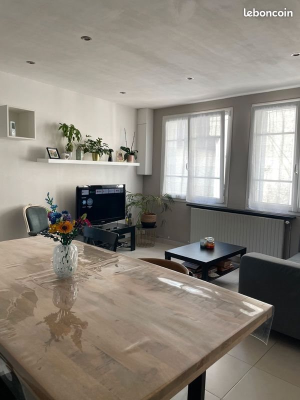 Maison à louer, 82m², Landivisiau