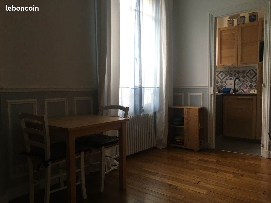 Appartement à louer, 22m², Courbevoie